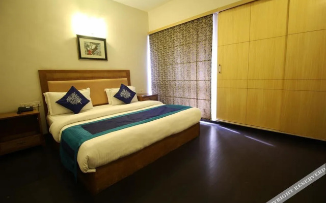 OYO Premium Gujarat College Ellisbridge