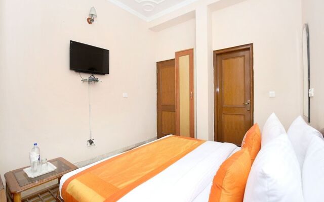 OYO 11377 Hotel Kings residency
