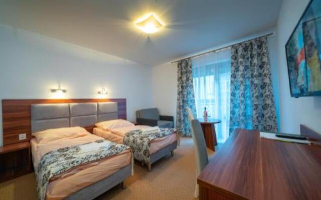 Hotel Trzy Sosny