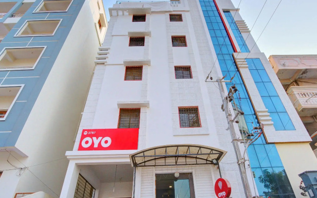 Oyo 3787 9 Star Hotel