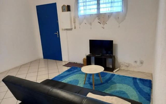 Magnifique T2 meublé avec piscine