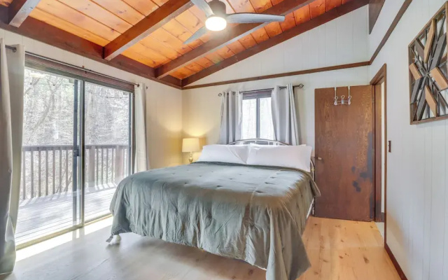 Mcgaheysville Vacation Rental: Yard & Fire Pit!
