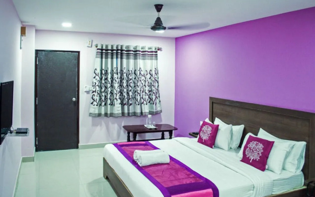 Sri Sai Suites By OYO Rooms