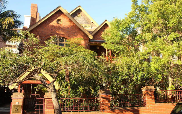 Simpson Of Potts Point
