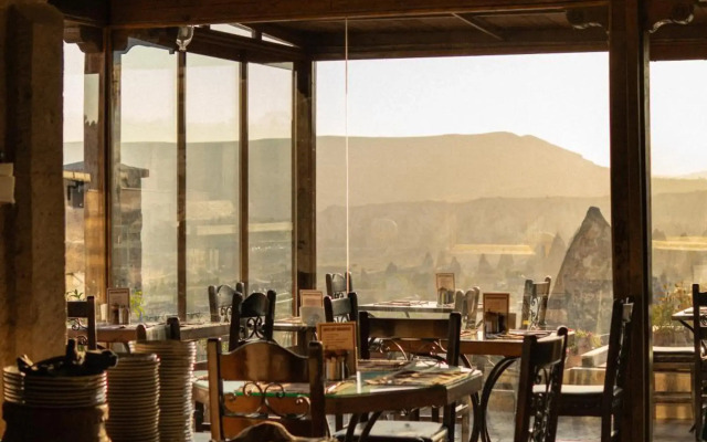Sultan Cave Suites