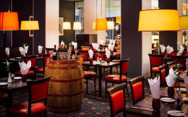 Bucharest Airport Suites & Villas