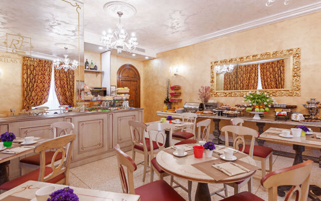 Relais Empire