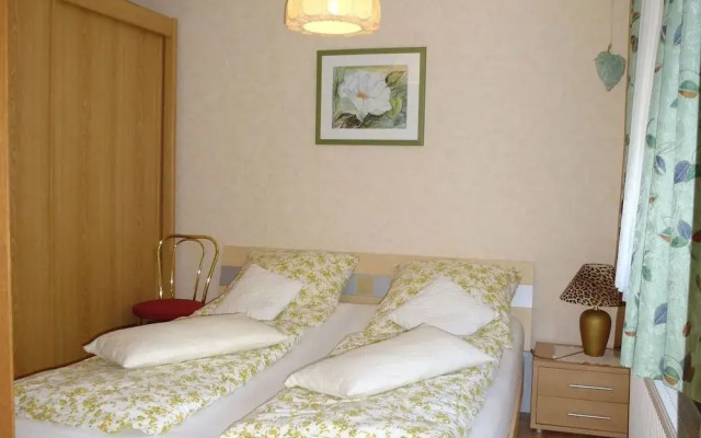 Cozy Apartment near Forest in Hullersen