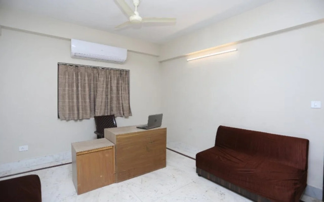 Tulsi Palace by OYO Rooms