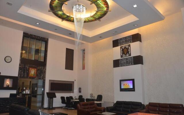 Hotel Royale Ambience