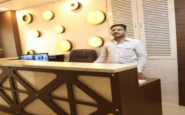 Hotel Rk Palace