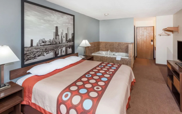 Super 8 by Wyndham Pekin/Peoria Area