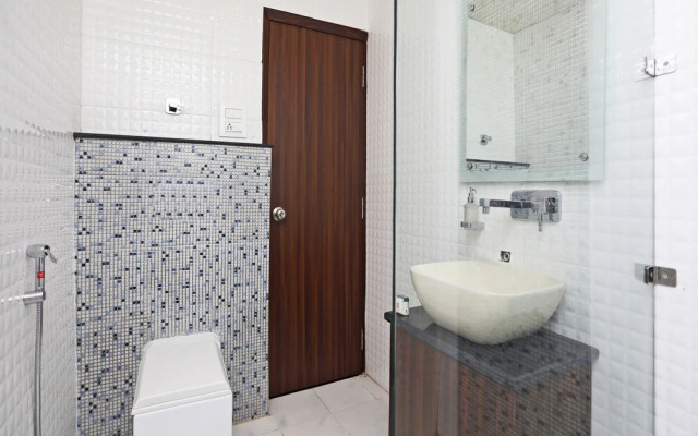 OYO 2616 Hotel Golden Sand