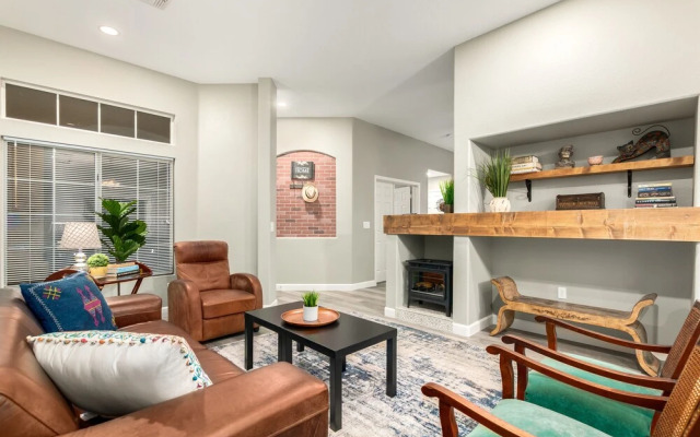 Ivanhoe Gilbert 3 Bedroom Home by RedAwning