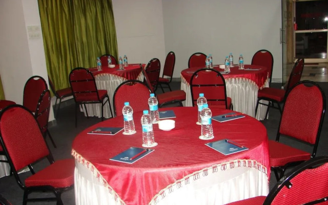 Grandeur Luxury Suites