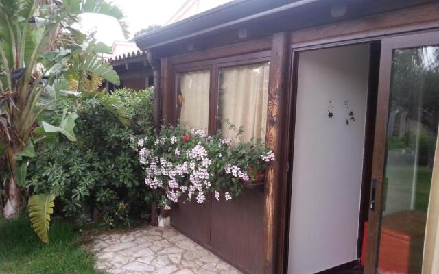 Villetta su canale navigabile