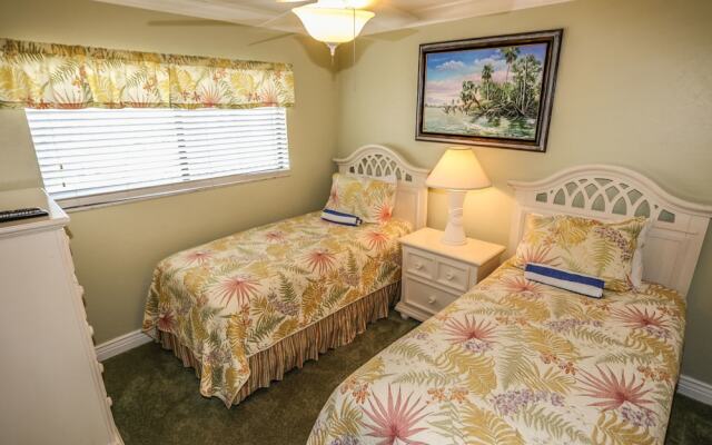 Carlos Pointe 124 condo