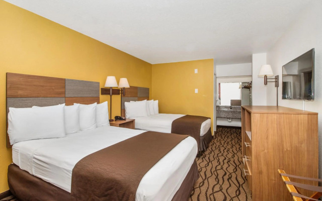 Motel 6 Galveston, TX - Beach/Seawall