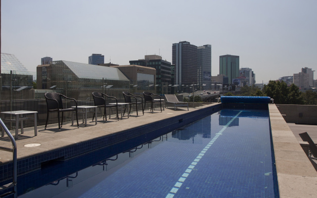 Las Suites Campos Eliseos