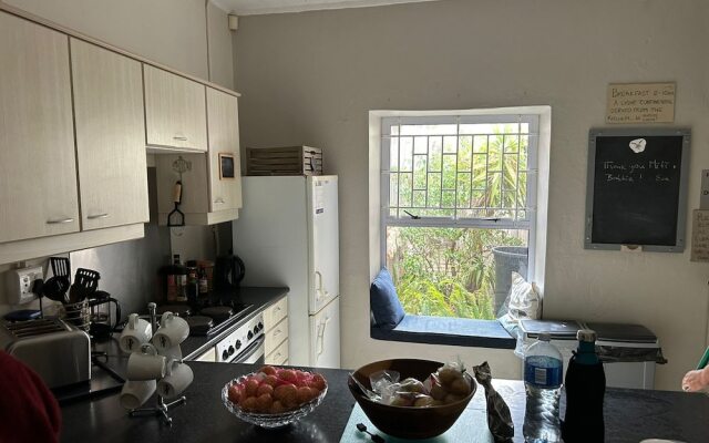 Room in Guest Room - Cozy Crner Kitehouse