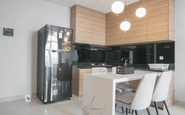 2BR Luxury Modern Ciputra International Apartment
