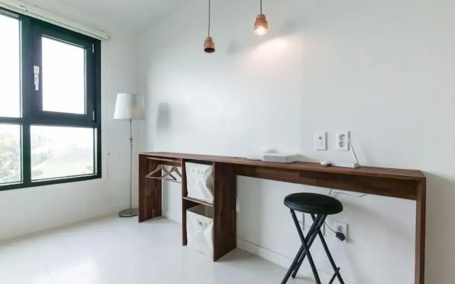 Jeju Ssariz Pension