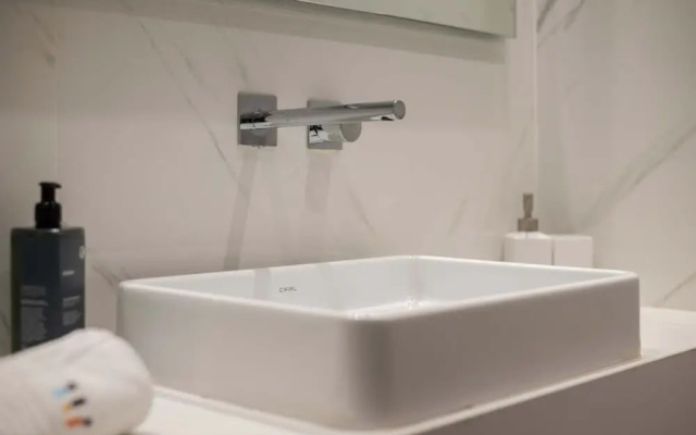 Liiiving in Porto - The Prestige Apartment 1F