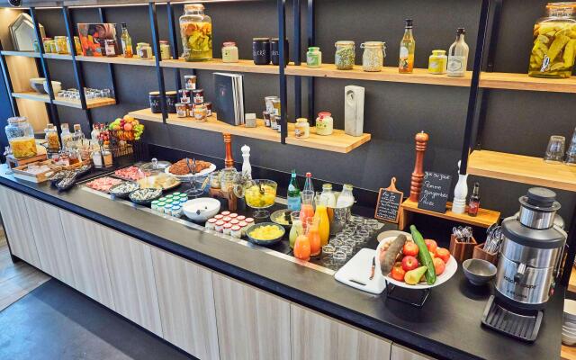 Hotel Campanile Le Bourget