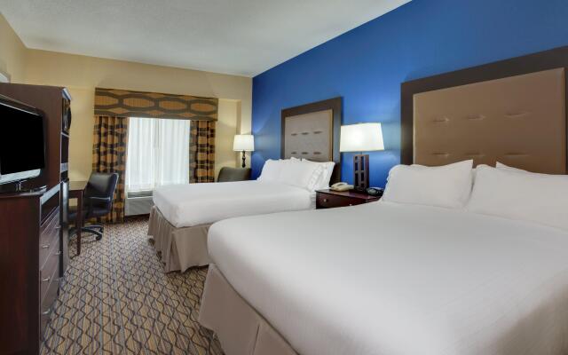 Holiday Inn Express Tower Center by IHG