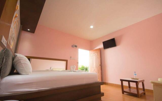 Arena Resort