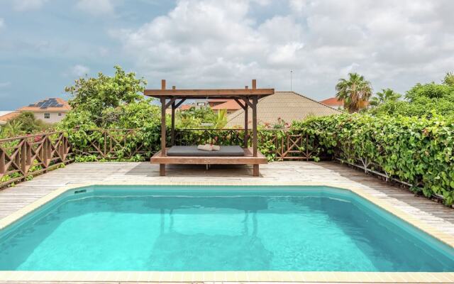 Tropical Villa With Private Swimming Pool in Nearby Jan Thiel in Willemstad