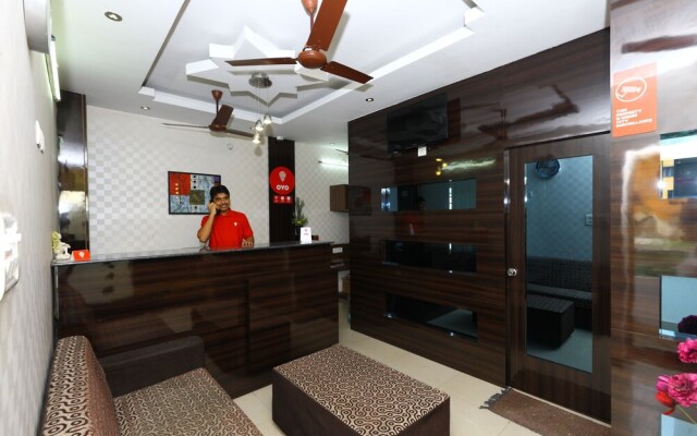 OYO 5045 Apartment NKS Leo Inn