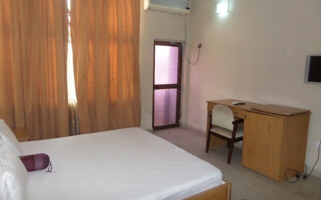 Kebbi Hotel