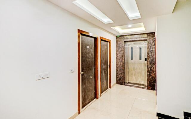 Collection O 81326 Hotel Dolphin