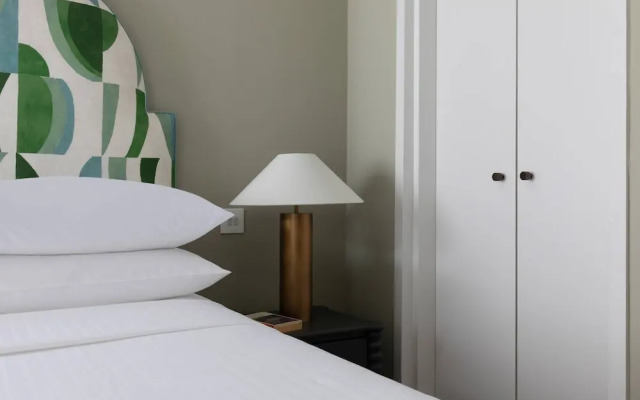 Culford Gardens III by Onefinestay