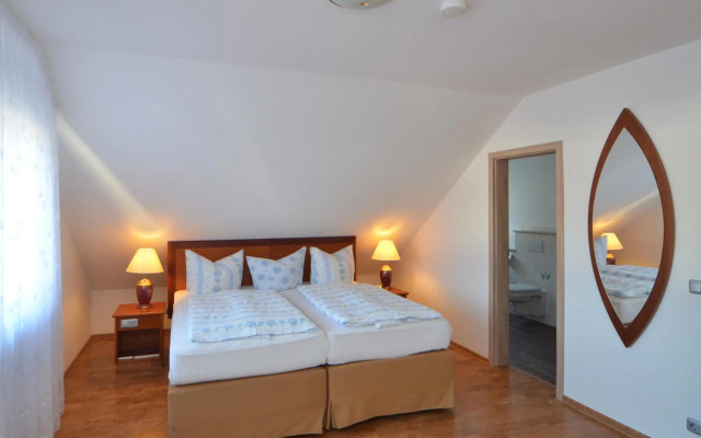 Land-Hotel Am Wald Garni