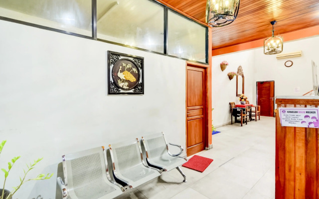OYO 90048 Teratai Bekasi Guesthouse