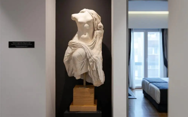 Acropolis Unique Residence