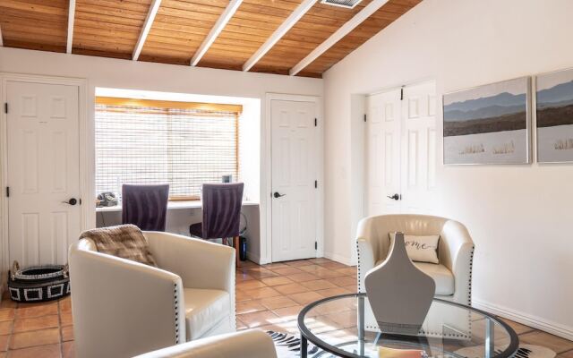 Mariposa on San Lorenzo