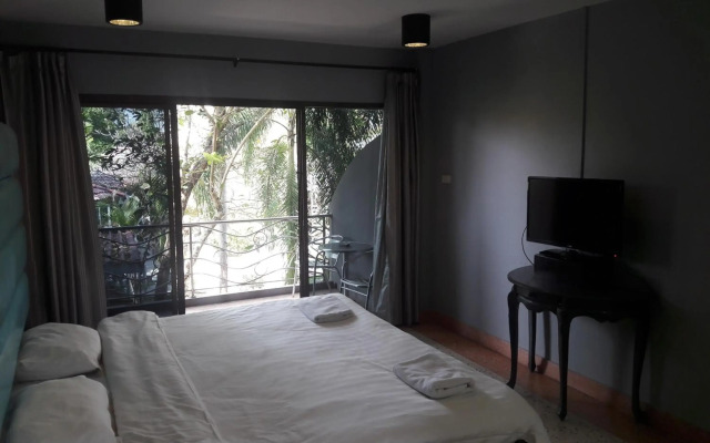 Momento Resort