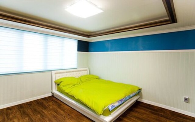 Tongyeong Paradise Pension