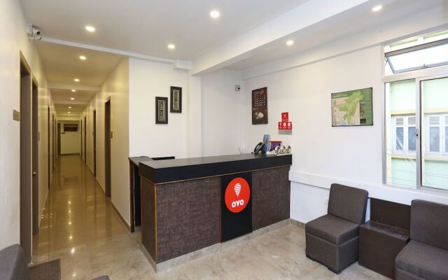 OYO 13262 Hotel Indiana
