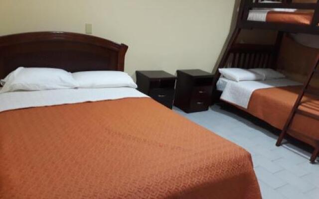 Salamandra's Suites & Hotel