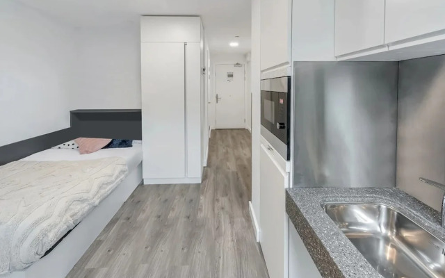 For Students Only Chapter White City in London