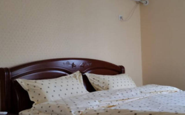 Rujia Apartment Zhengzhou Dongfeng Road Tian Wang