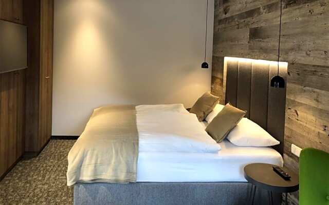 Seehotel im Weyer