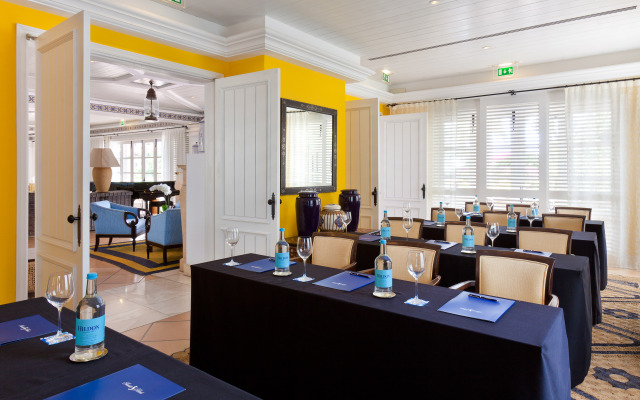 Seaside Grand Hotel Residencia