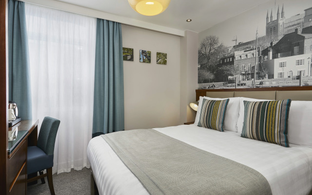 Seraphine Hammersmith Hotel