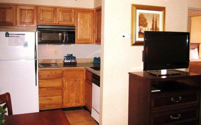 Staybridge Suites Columbus - Worthington