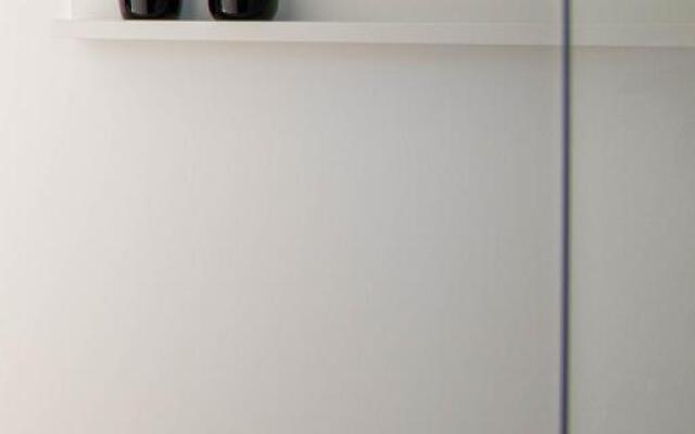 Elegant sea front EAST WIND APARTMENT